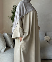 Load image into Gallery viewer, Classy Abaya
