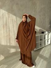 Load image into Gallery viewer, Two Piece Jilbab - Prayer set - Crepe
