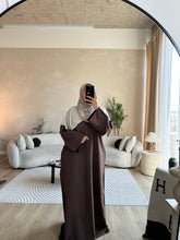 Load image into Gallery viewer, Everyday Linen Melange Abaya
